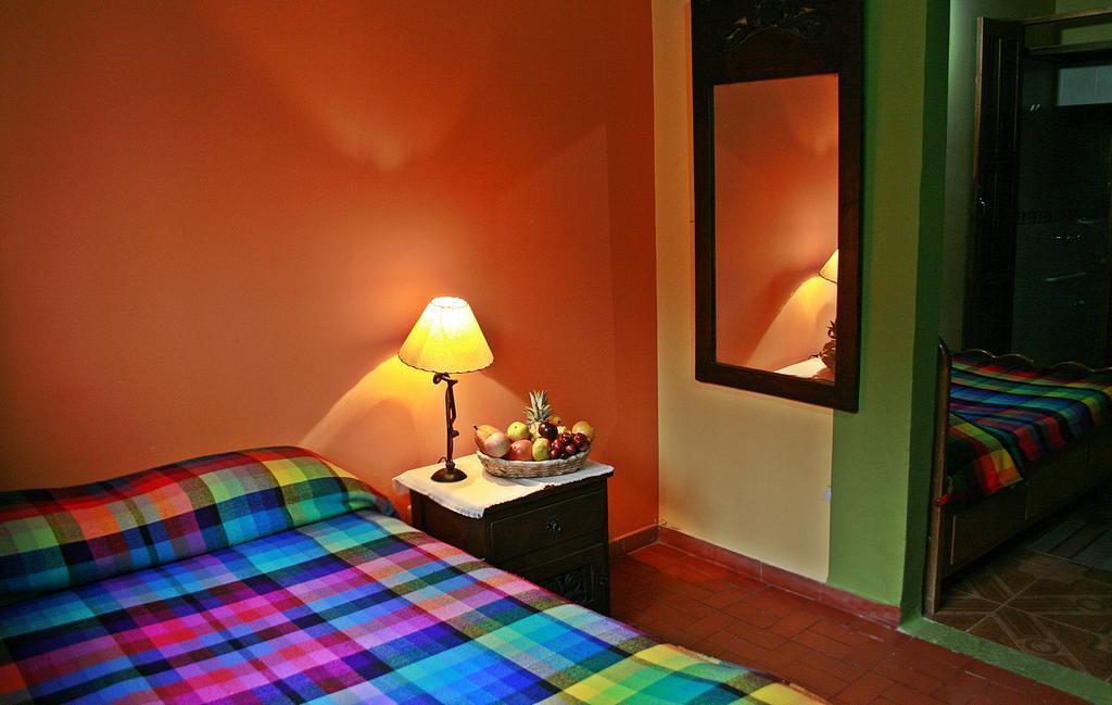 Hotel Los Geranios Duitama Chambre photo