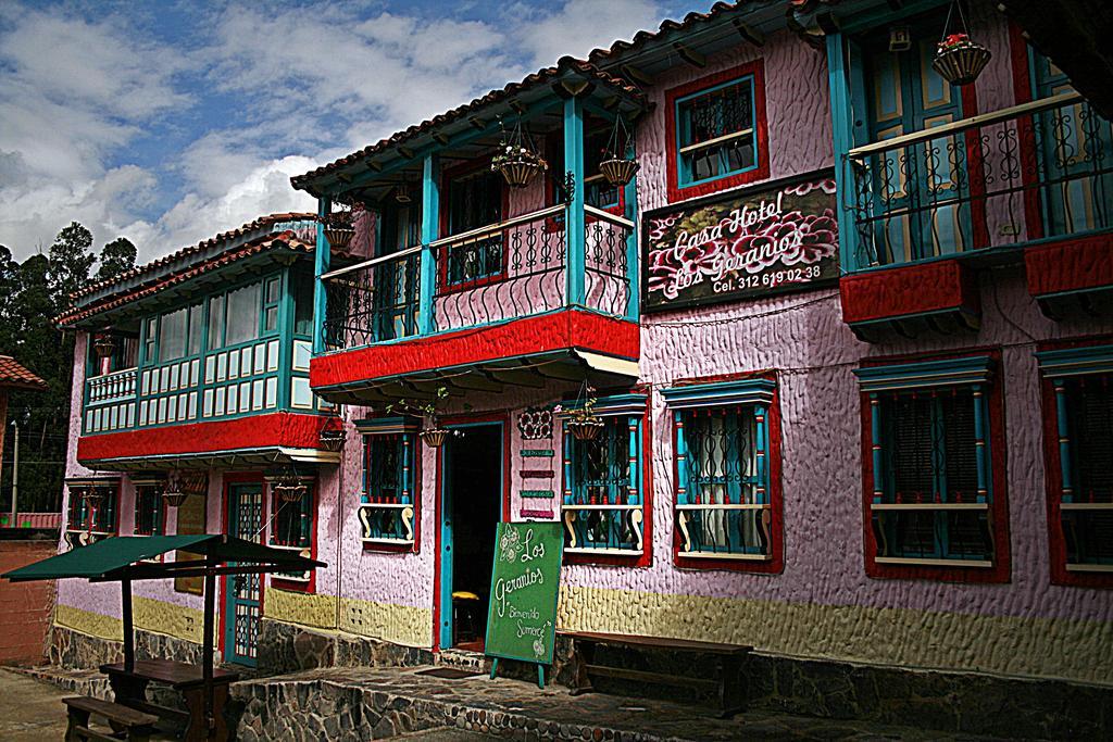 Hotel Los Geranios Duitama Extérieur photo