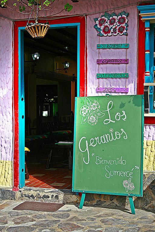 Hotel Los Geranios Duitama Extérieur photo