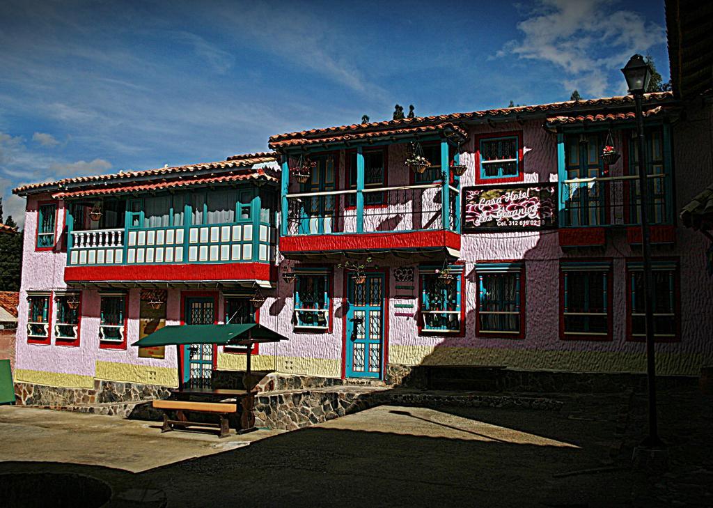 Hotel Los Geranios Duitama Extérieur photo